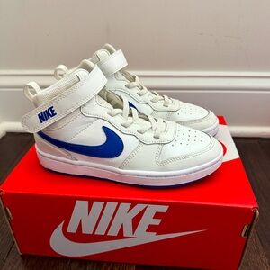 Kids Nike Court Borough Mid Size 1Y